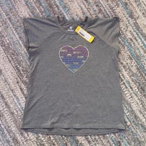 The Flutter Sleeve Graphic Active Top